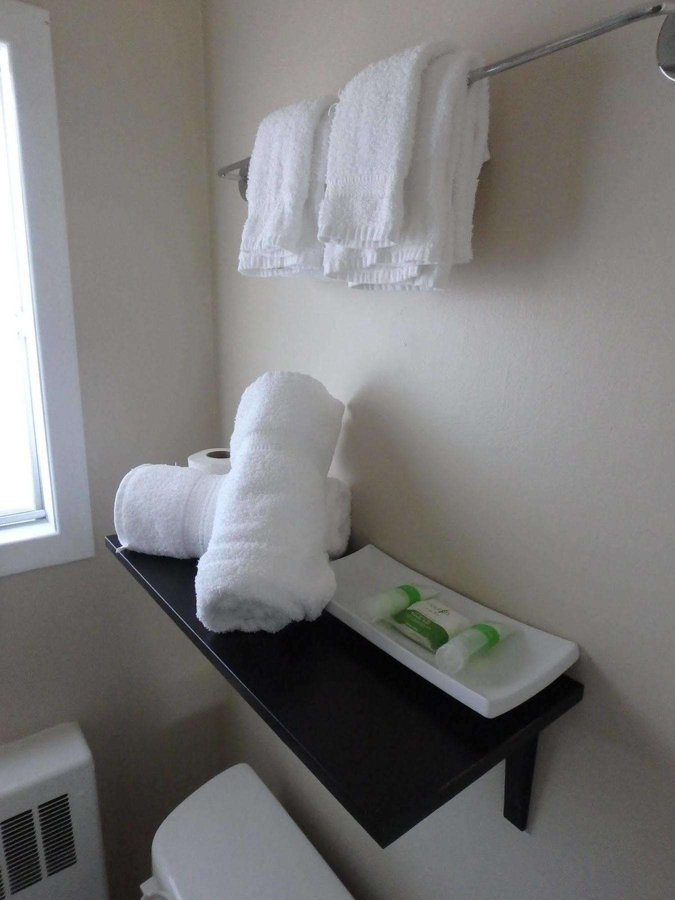 New Liskeard Wheel Inn Motel מראה חיצוני תמונה