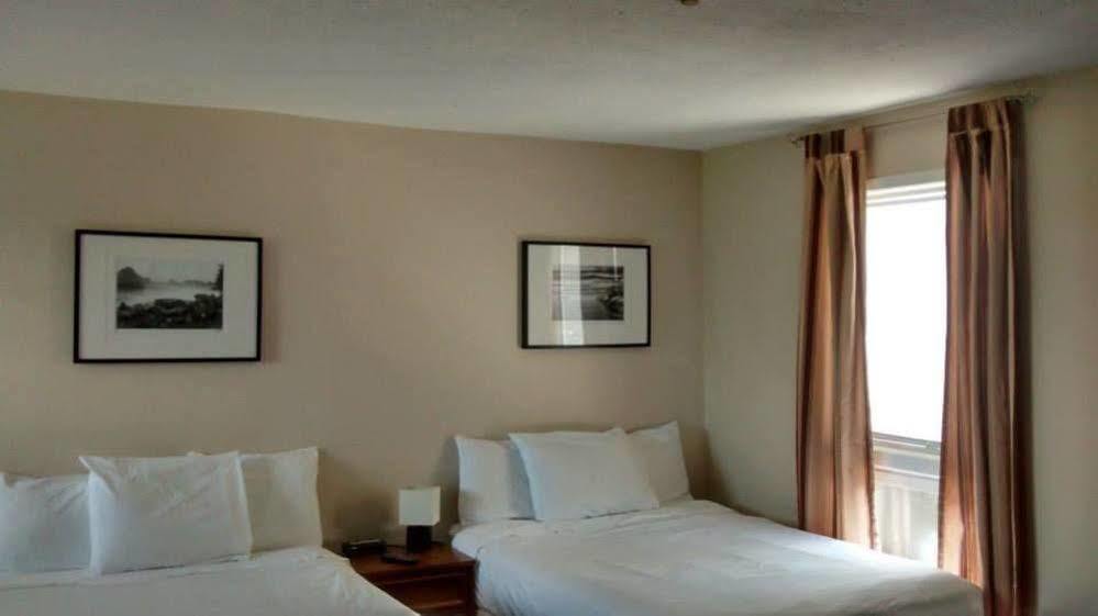 New Liskeard Wheel Inn Motel מראה חיצוני תמונה